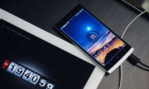 睡覺手機(jī)充電易胖？來張防藍(lán)光膜吧