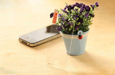 鋼化玻璃貼膜與普通貼膜有什么區(qū)別？